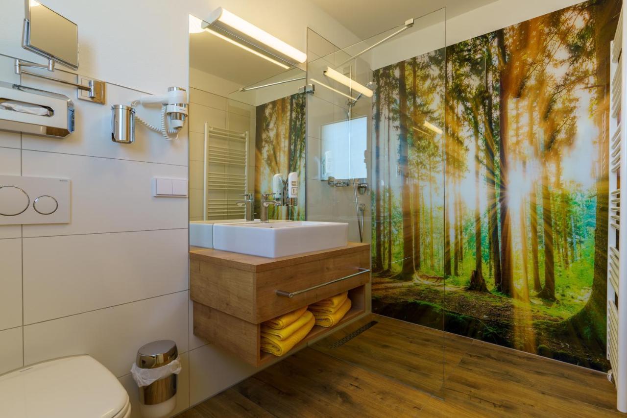Hotel Rosenstein Heubach  Экстерьер фото